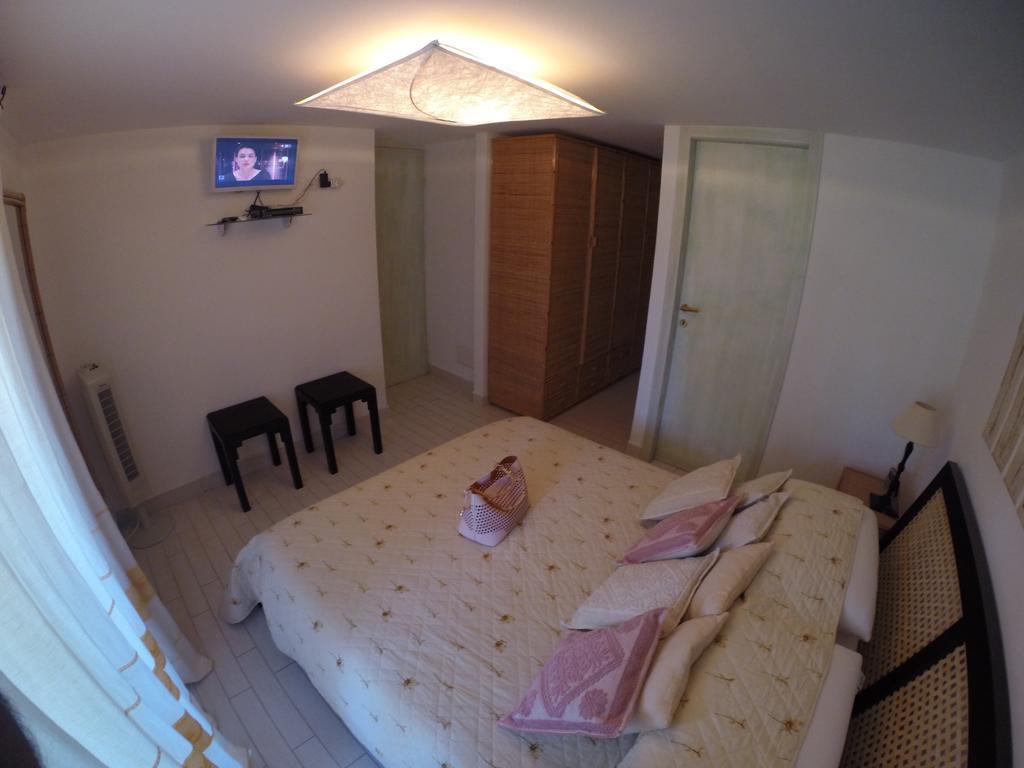 Luxury Apartment Sardegna Portisco Pokoj fotografie